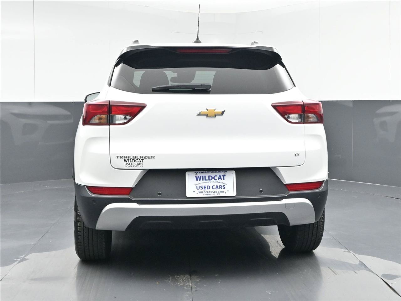 Used 2022 Chevrolet TrailBlazer LT w/ Convenience Package FWD image 6