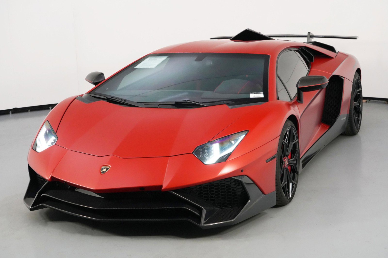 Used 2017 Lamborghini Aventador S image 46