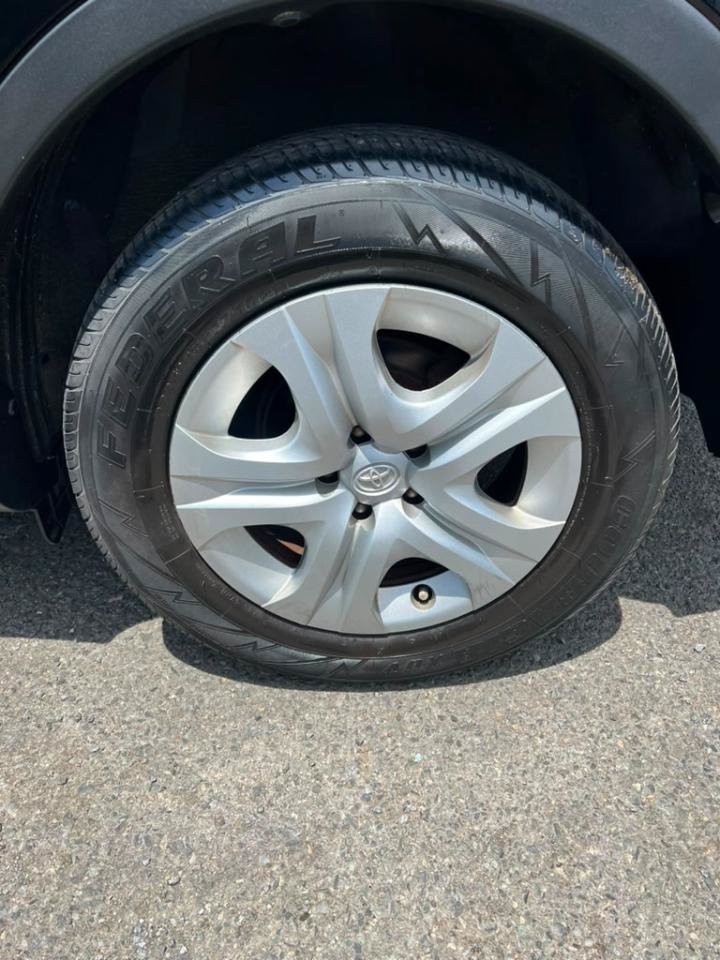 Used 2013 Toyota RAV4 LE AWD/4WD image 15