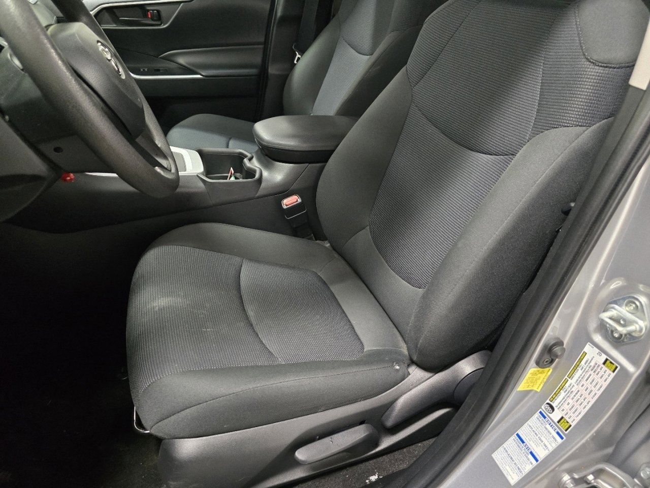 Certified 2022 Toyota RAV4 LE image 21