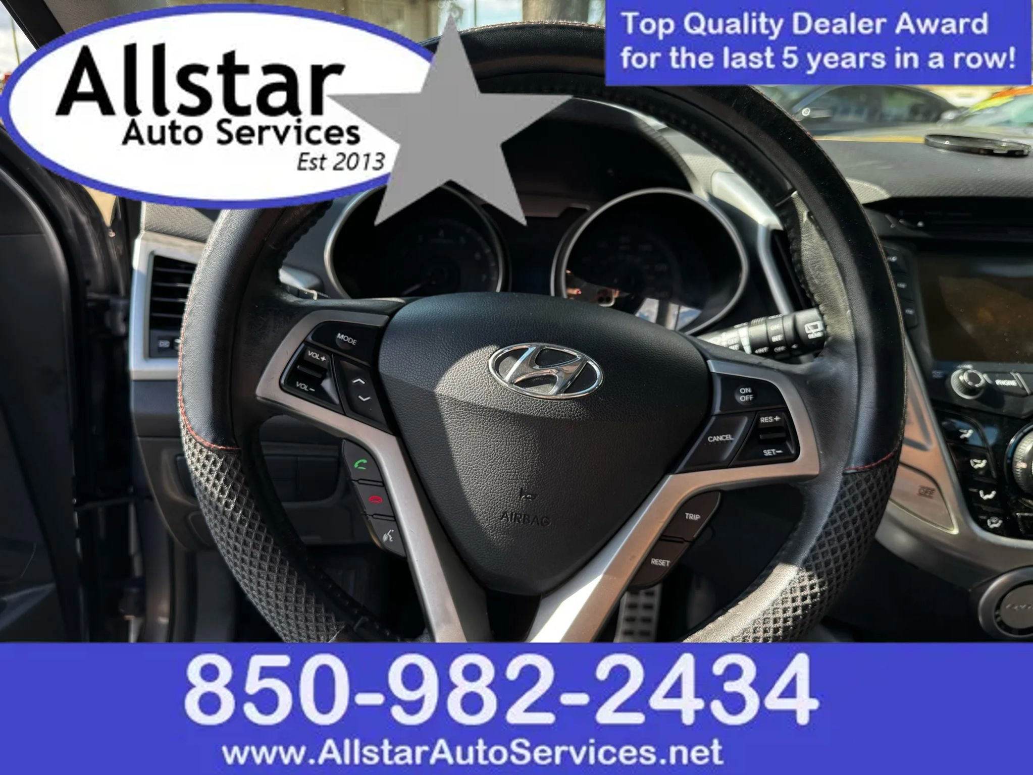 Used 2012 Hyundai Veloster w/ Style Pkg image 25
