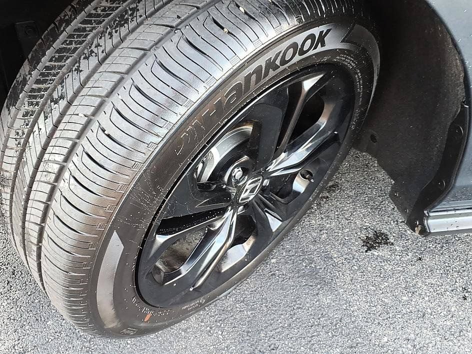 Used 2025 Honda Accord SE image 9