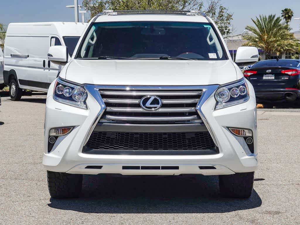 Used 2018 Lexus GX 460 Luxury w/ Preferred Accessory Package AWD/4WD image 2
