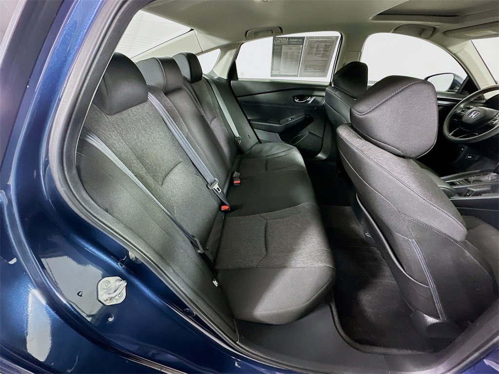 Used 2024 Honda Accord EX image 11