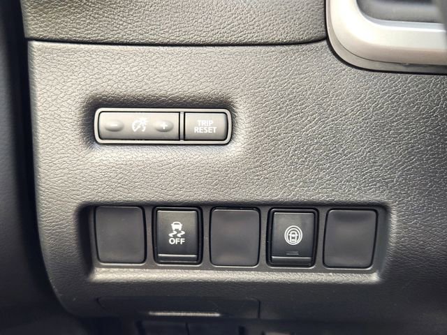 Used 2022 Nissan Murano SV image 24