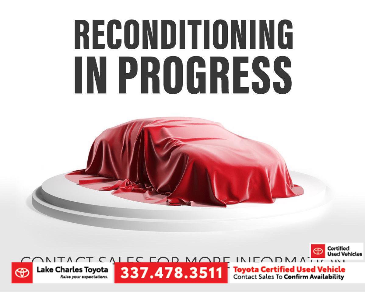 Certified 2021 Toyota Highlander XLE image 1