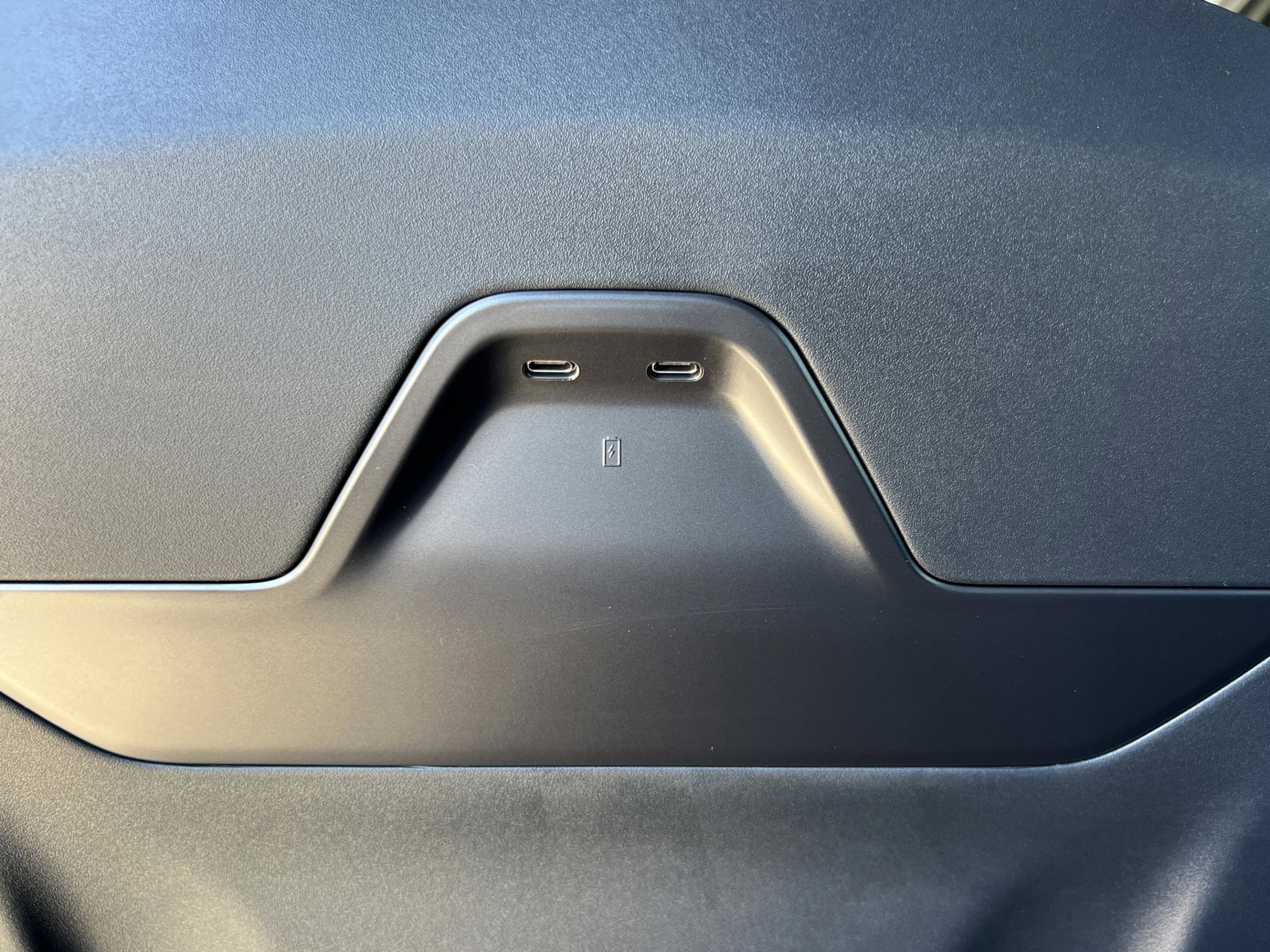 New 2025 Lincoln Nautilus Premier w/ Equipment Group 102A image 28