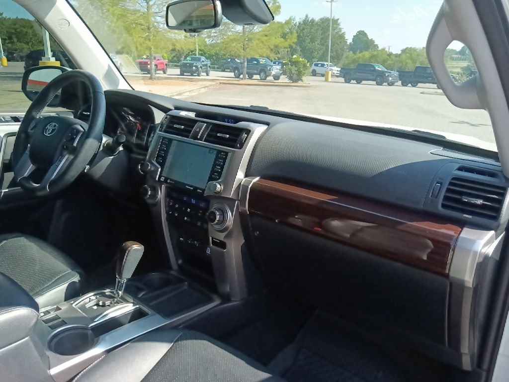 Used 2021 Toyota 4Runner Limited RWD image 34