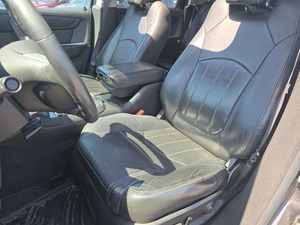 Used 2014 GMC Acadia SLT image 24