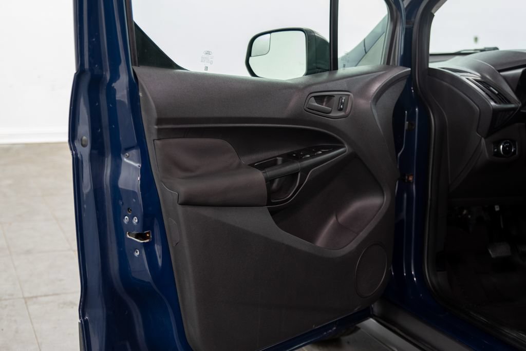 Used 2016 Ford Transit Connect XL FWD image 5