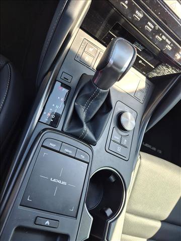 Used 2023 Lexus IS 500 RWD image 14