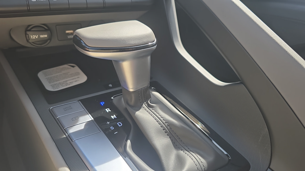Certified 2026 Hyundai Elantra Sport FWD image 22