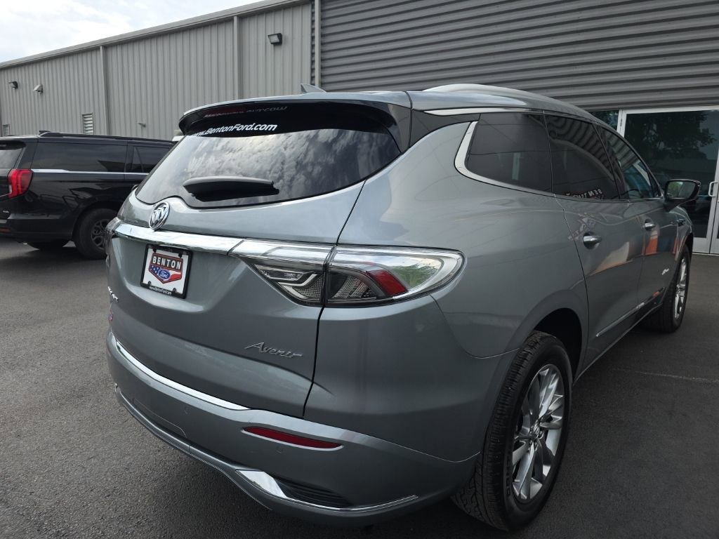 Used 2023 Buick Enclave Avenir FWD image 6
