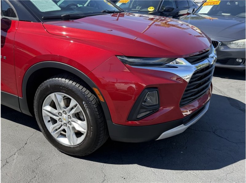 Used 2019 Chevrolet Blazer LT w/ Sound & Technology Package FWD image 7