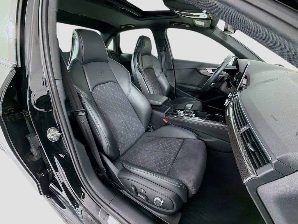 Used 2023 Audi S4 Premium Plus w/ Premium Plus Package AWD/4WD image 30