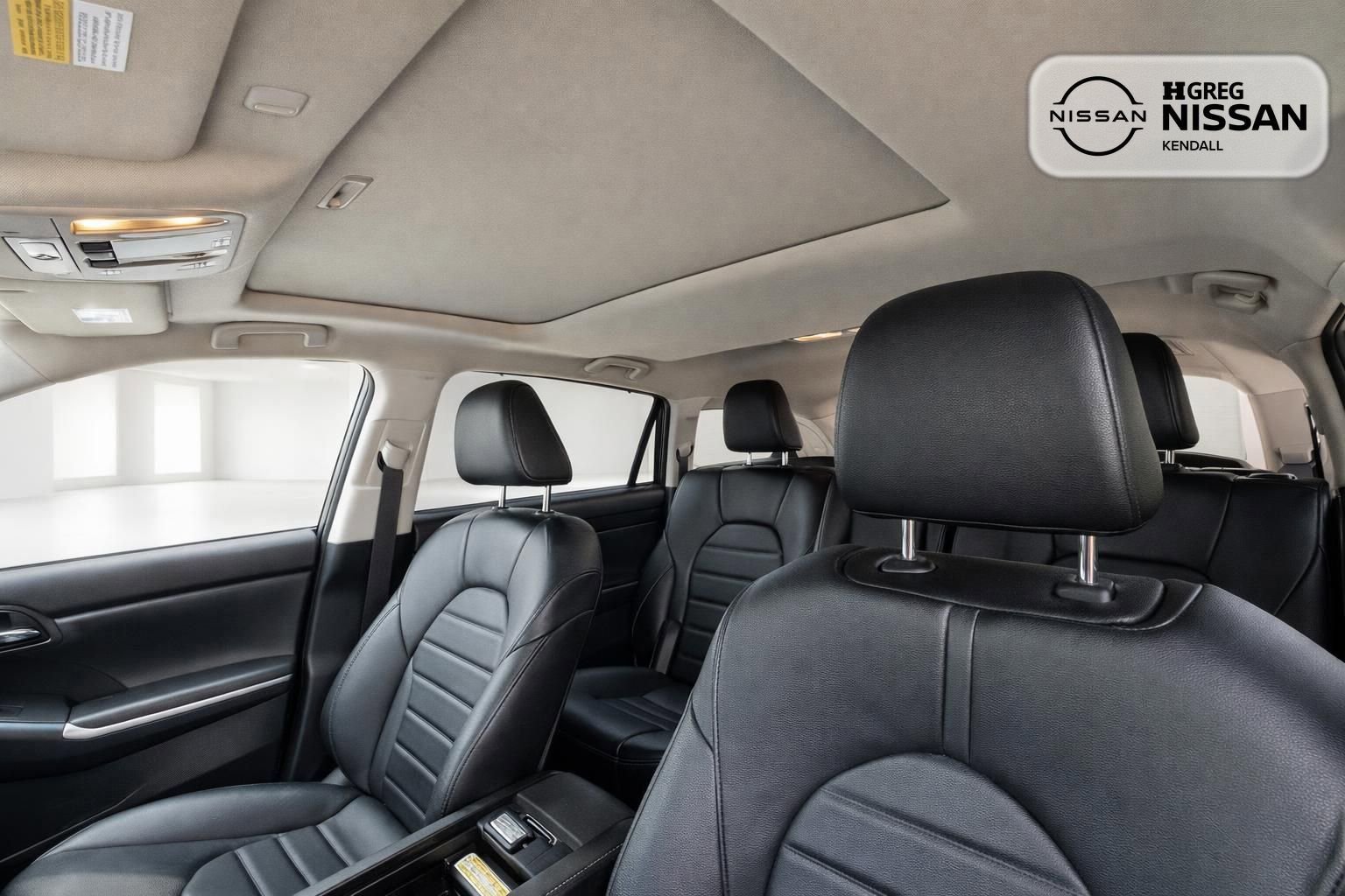 Used 2021 Toyota Highlander XLE FWD image 9