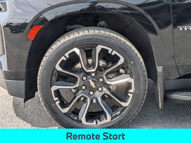 Used 2023 Chevrolet Tahoe Premier w/ LPO, Illumination Package RWD image 12