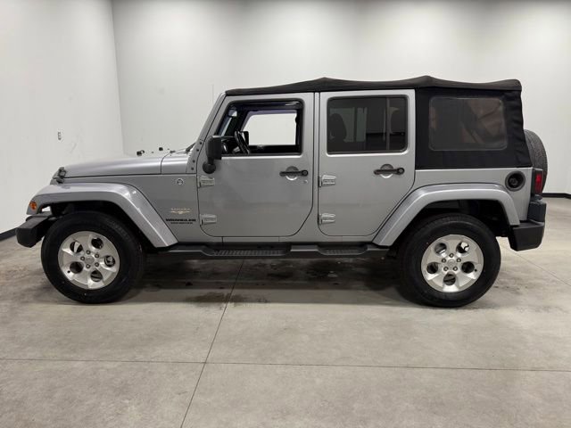 Used 2015 Jeep Wrangler Unlimited Sahara image 8