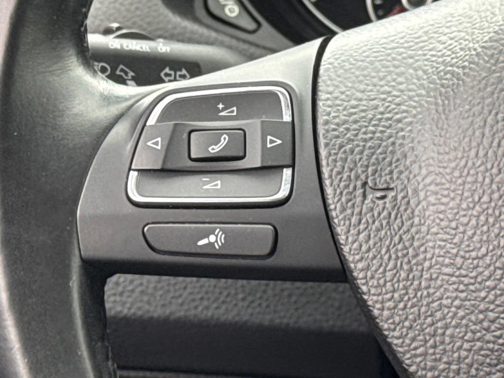 Used 2014 Volkswagen Passat 1.8T S FWD image 22