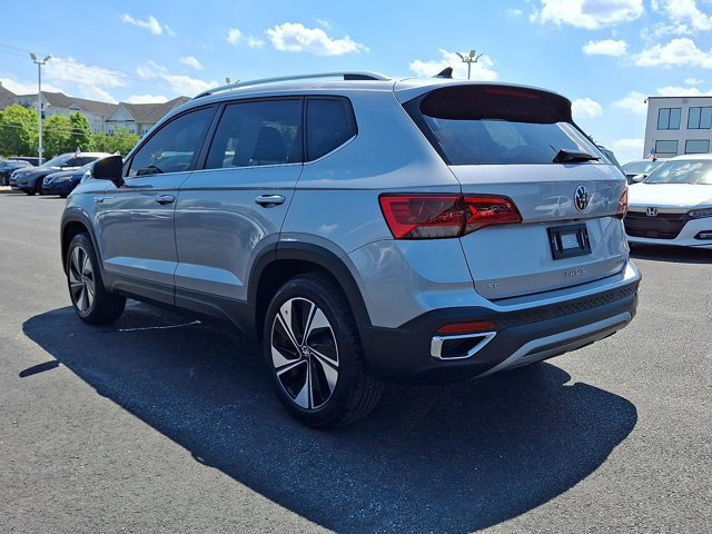Certified 2024 Volkswagen Taos SE AWD/4WD image 4