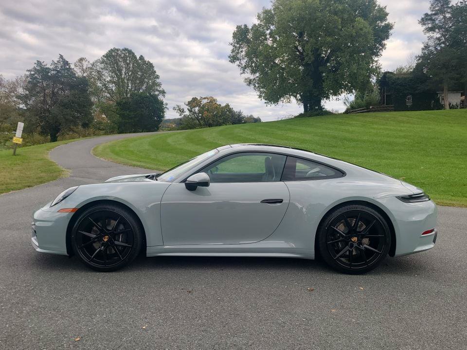New 2026 Porsche 911 Carrera RWD image 2
