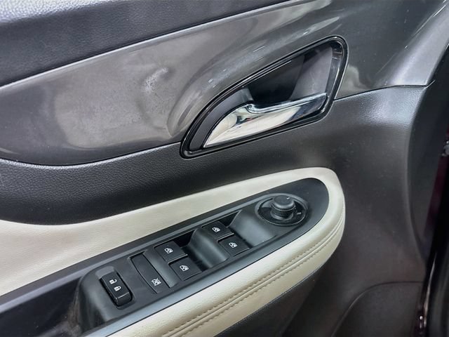 Used 2017 Buick Encore Essence w/ Experience Buick Package AWD/4WD image 15