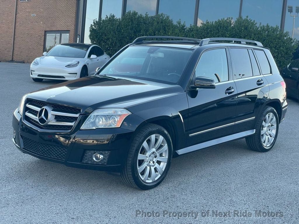 Used 2010 Mercedes-Benz GLK 350 4MATIC image 3