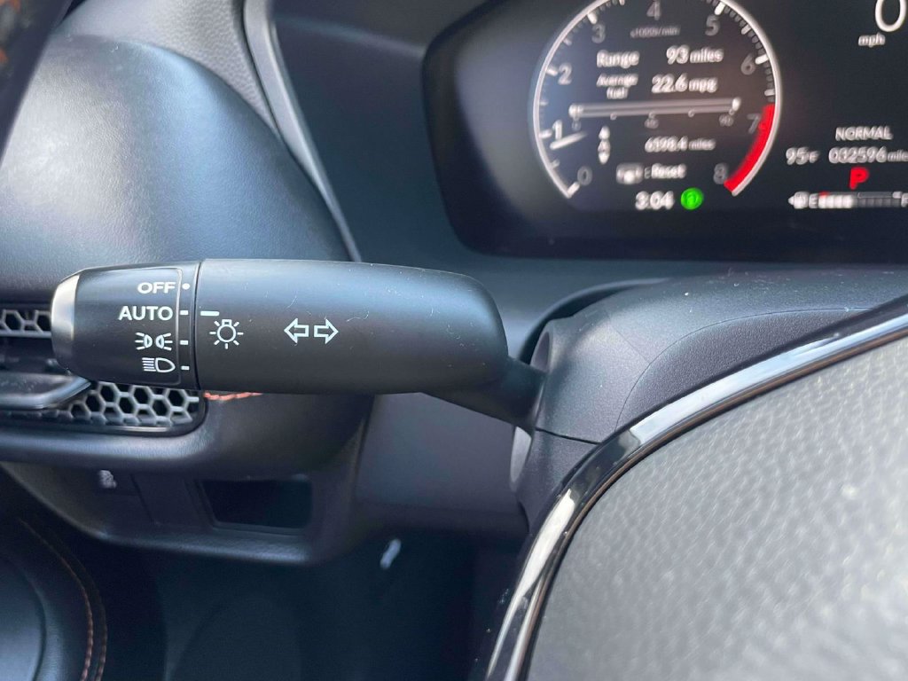 Certified 2025 Honda HR-V Sport image 24