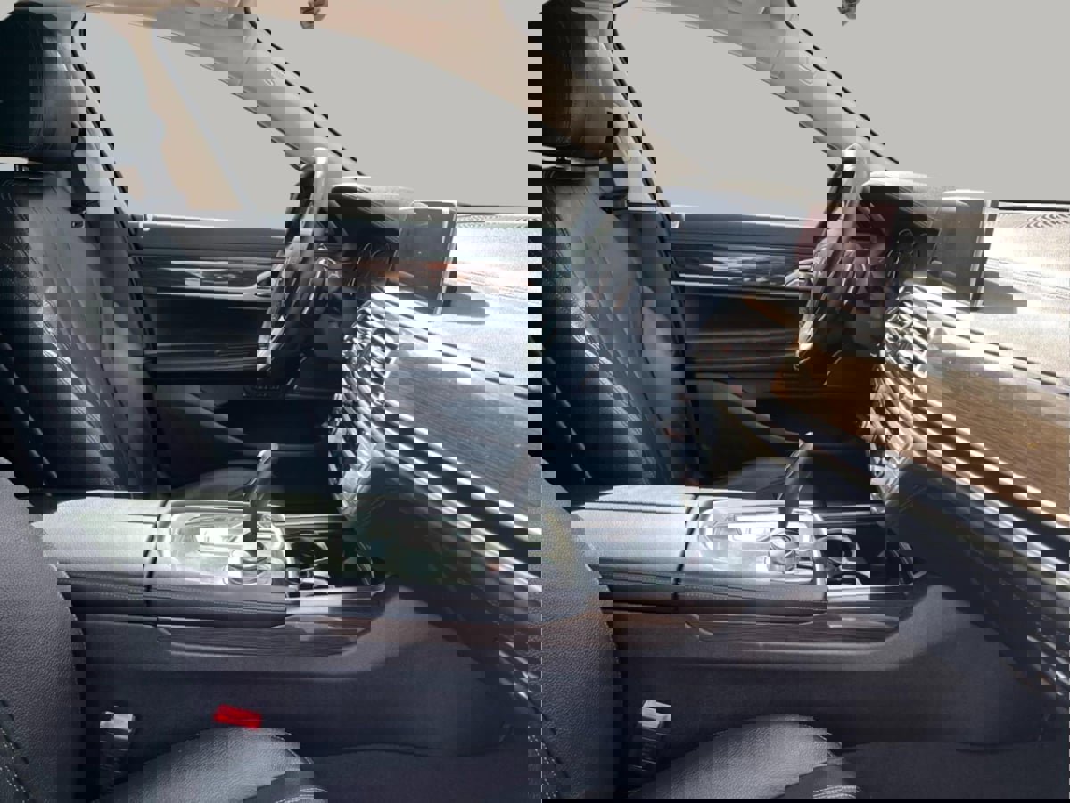 Used 2019 BMW 740i 740i image 36