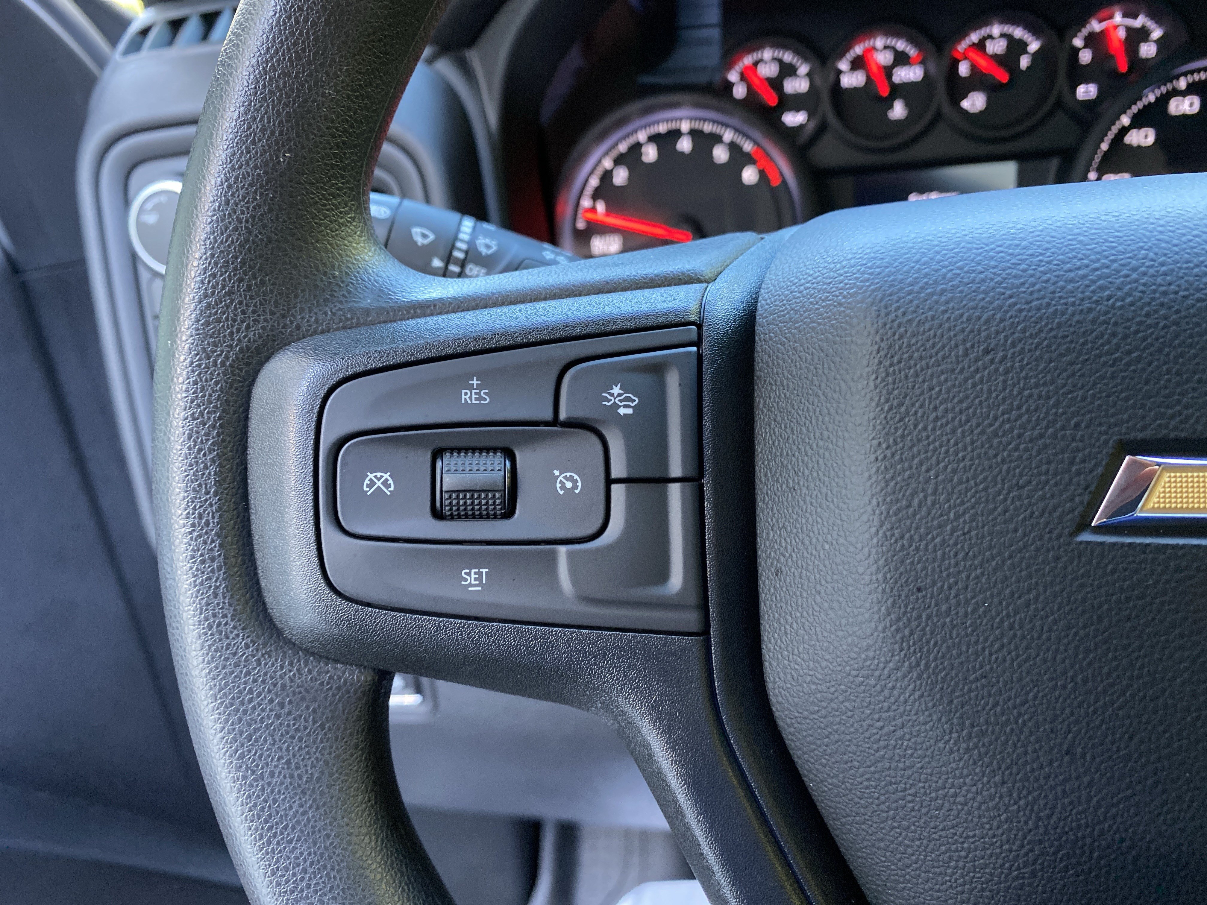 Used 2026 Chevrolet Silverado 1500 Custom w/ Turbomax Blackout Package AWD/4WD image 20