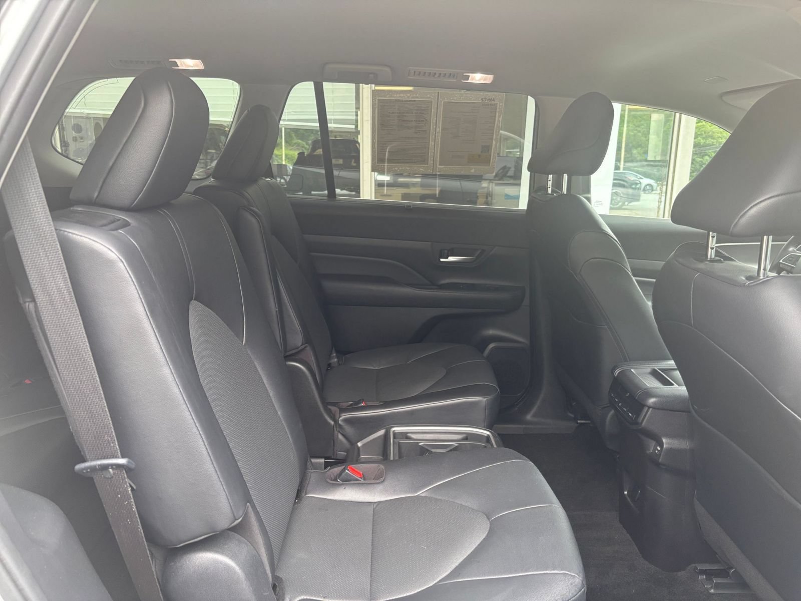 Used 2025 Toyota Grand Highlander FWD image 41