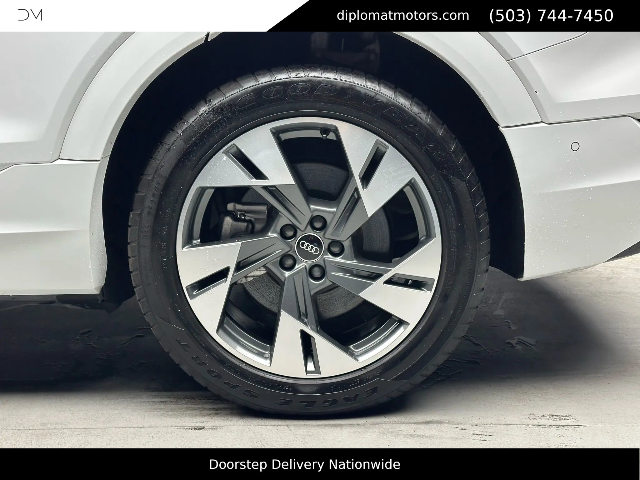 Used 2021 Audi e-tron Premium w/ Convenience Plus Package image 37