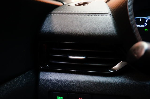 Certified 2024 Nissan Sentra SV FWD image 28