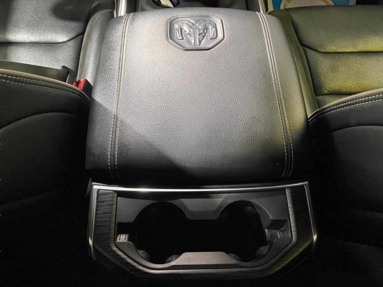 Used 2023 RAM 1500 Laramie AWD/4WD image 10