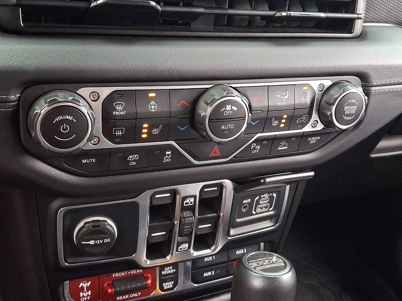 Used 2025 Jeep Wrangler Unlimited Rubicon 392 AWD/4WD image 22