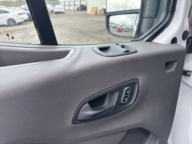 Used 2024 Ford Transit 250 Low Roof w/ Exterior Upgrade Package RWD image 9