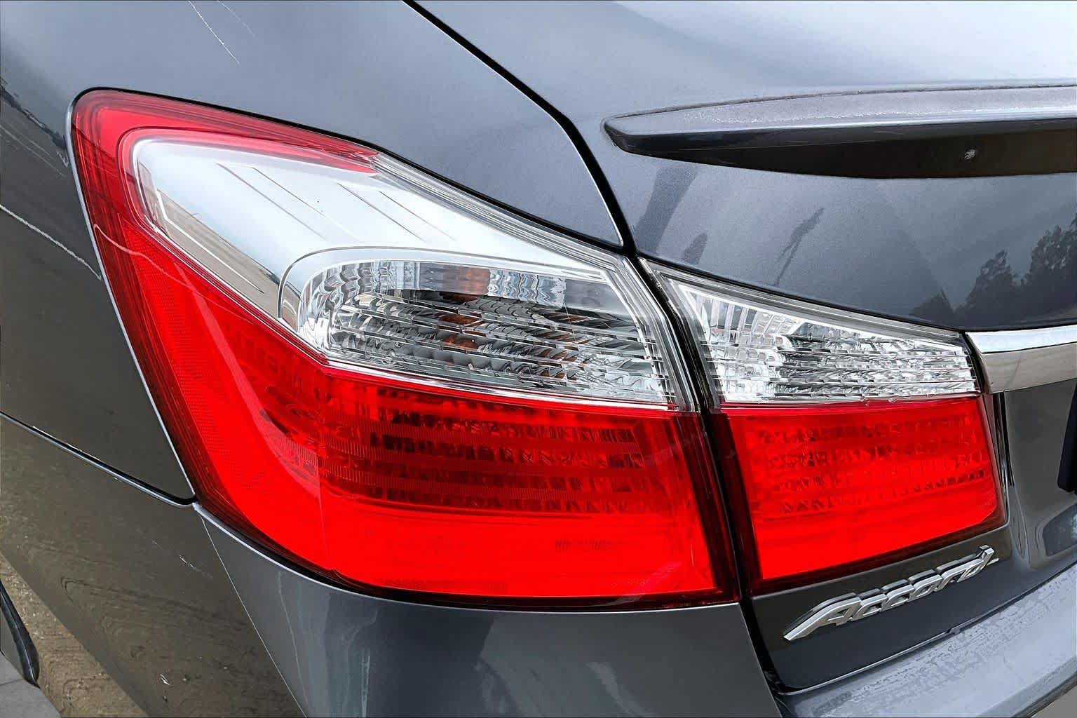 Used 2013 Honda Accord Sport image 27