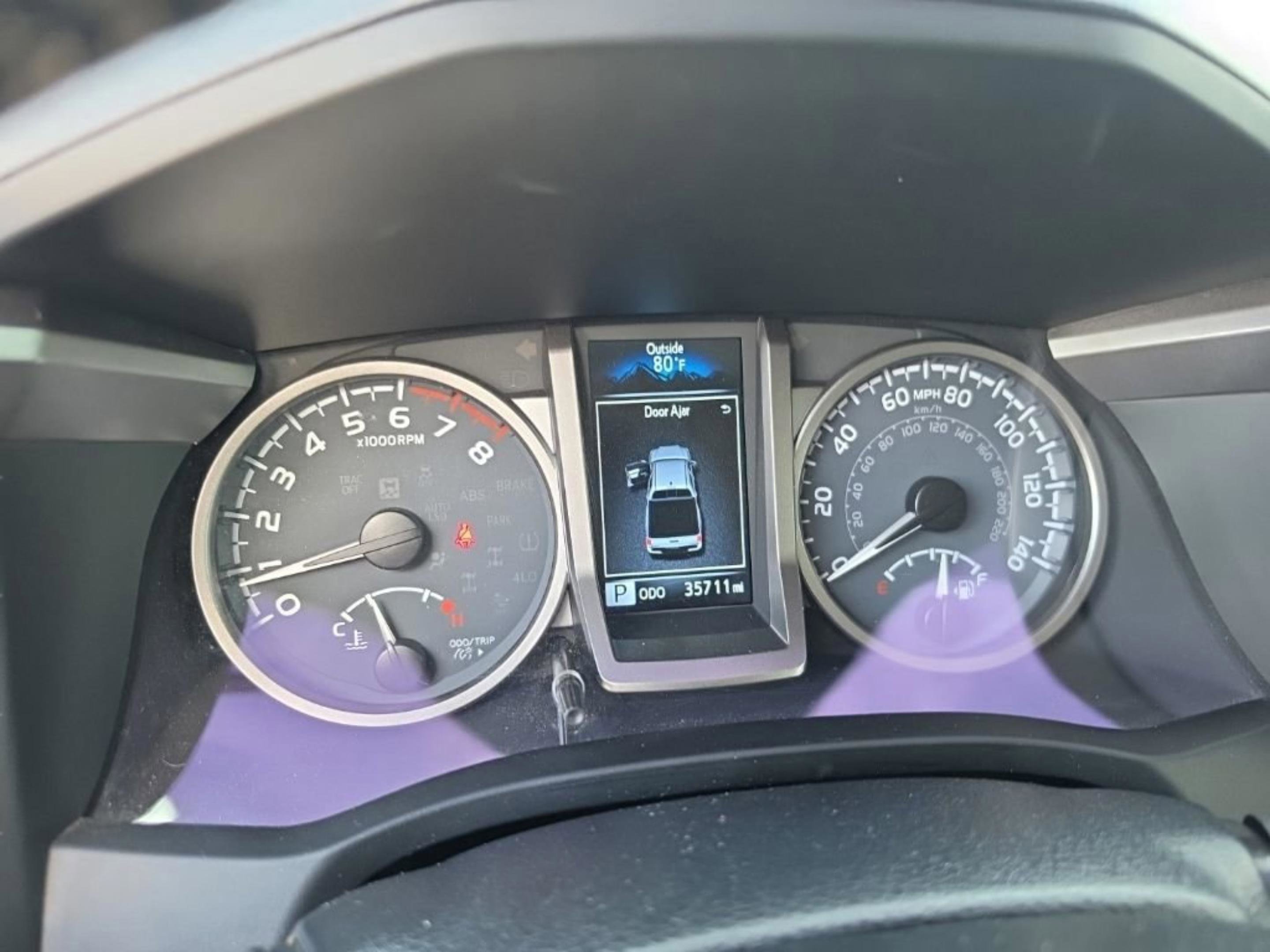 Used 2022 Toyota Tacoma SR5 w/ Technology Package RWD image 18