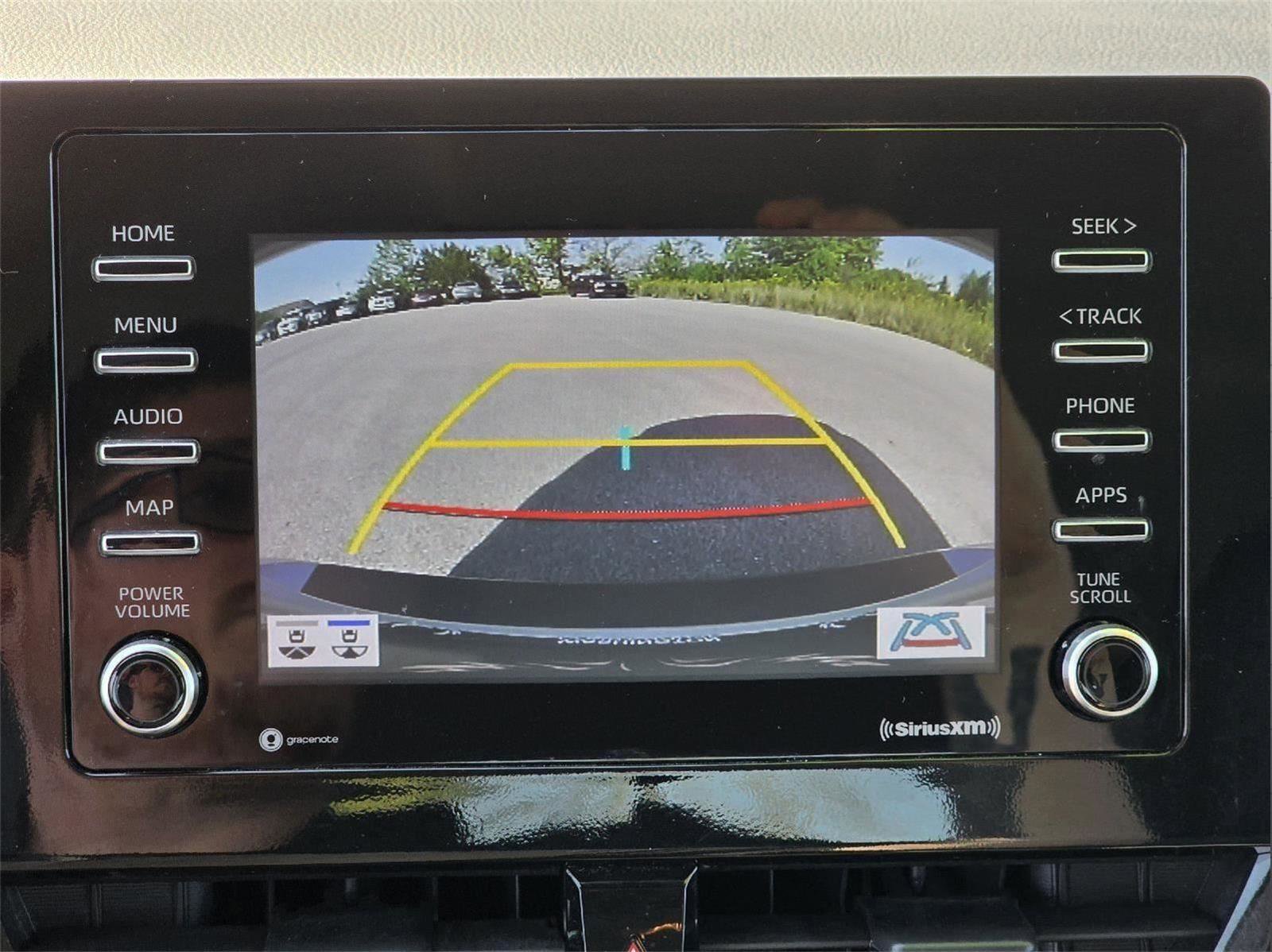 Used 2022 Toyota Camry SE image 23