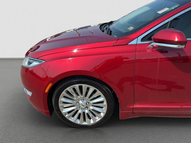 Used 2016 Lincoln MKZ w/ Equipment Group 300A Reserve FWD image 10