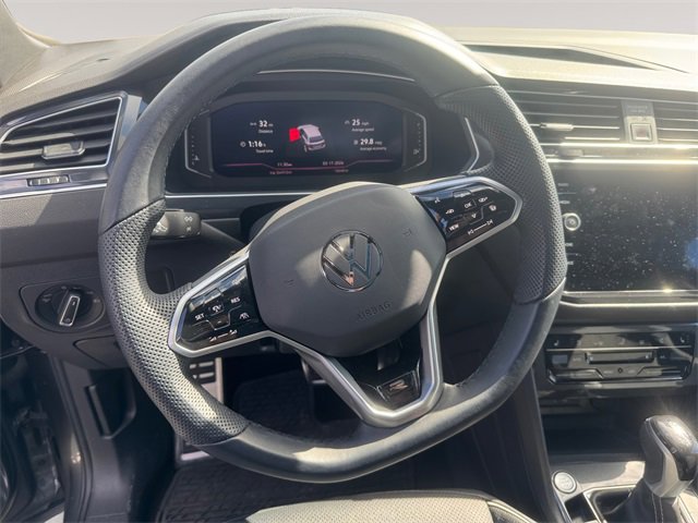 Used 2024 Volkswagen Tiguan SEL R-Line image 12