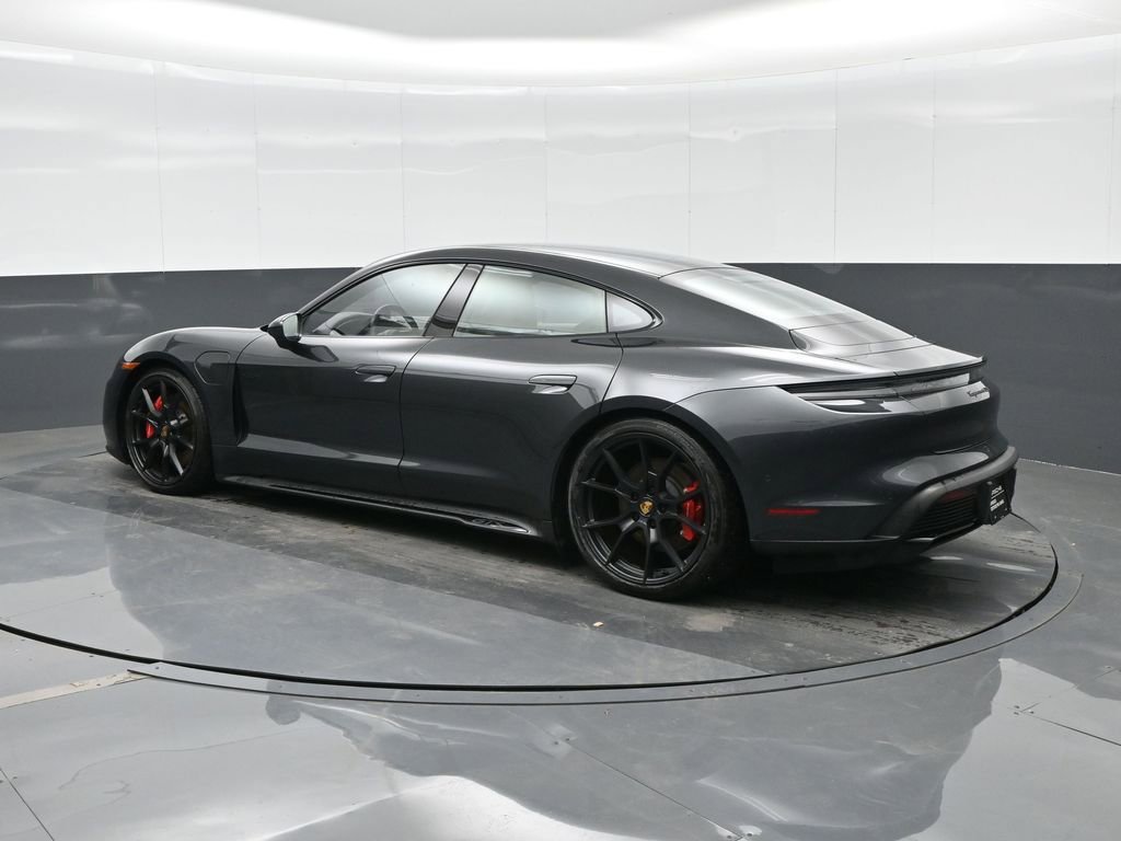 Certified 2023 Porsche Taycan GTS image 3