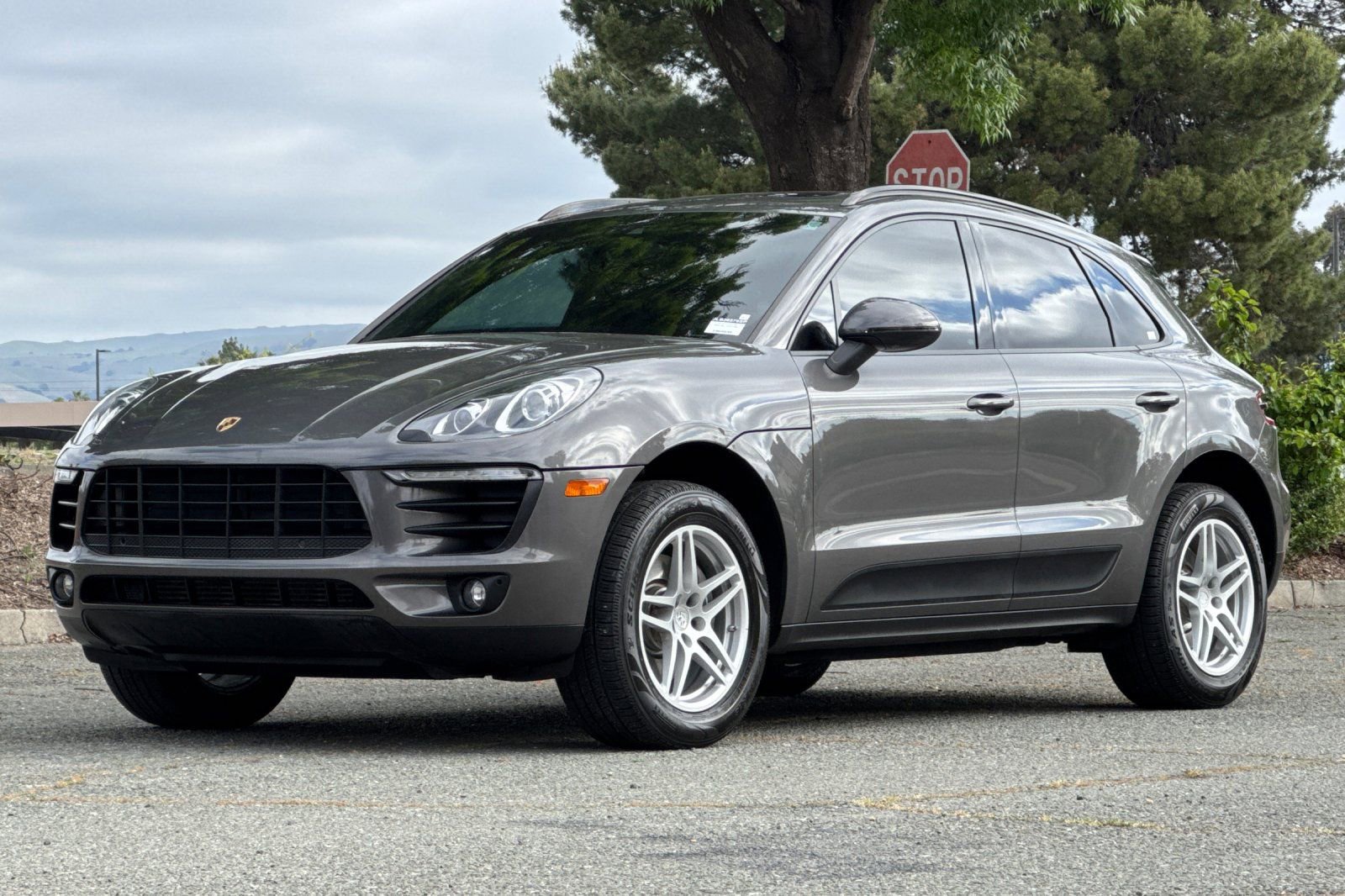 Used 2018 Porsche Macan image 7