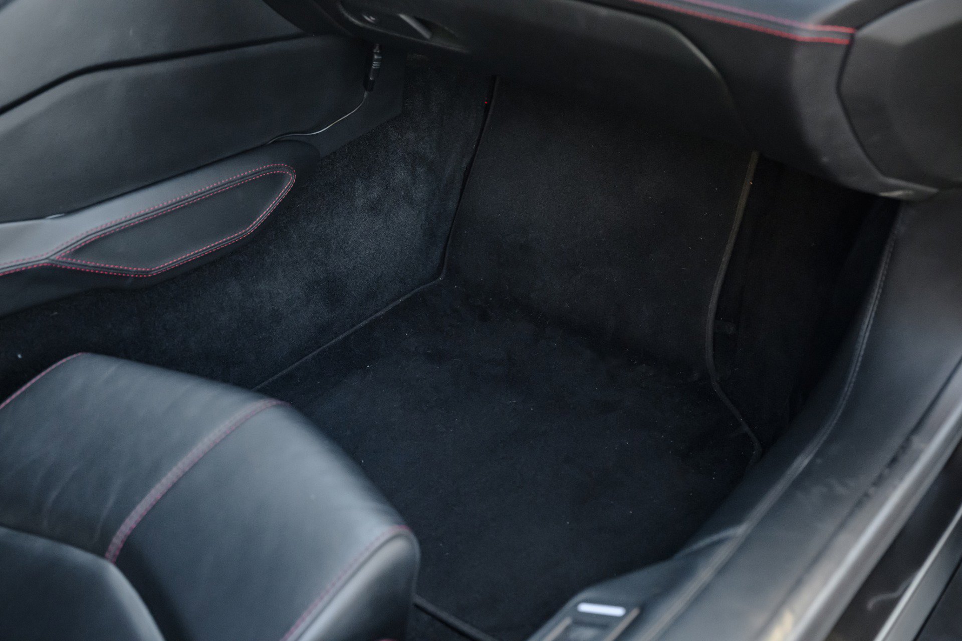 Used 2013 Lamborghini Aventador LP 700-4 image 31