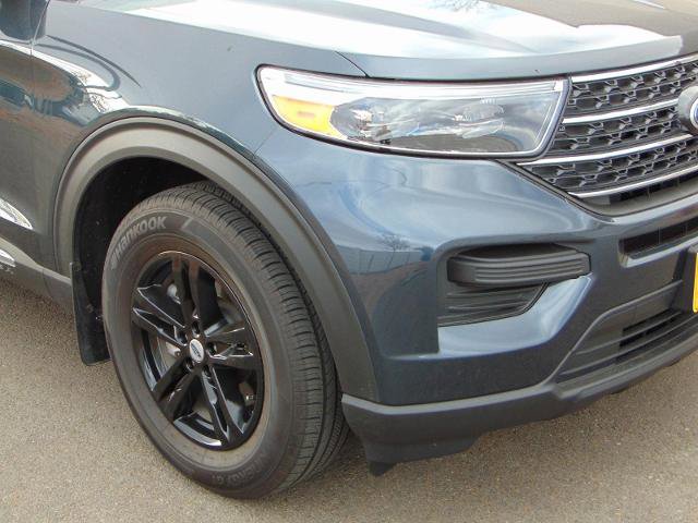 Certified 2024 Ford Explorer XLT image 2