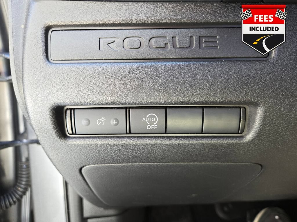 Used 2024 Nissan Rogue S AWD/4WD image 29