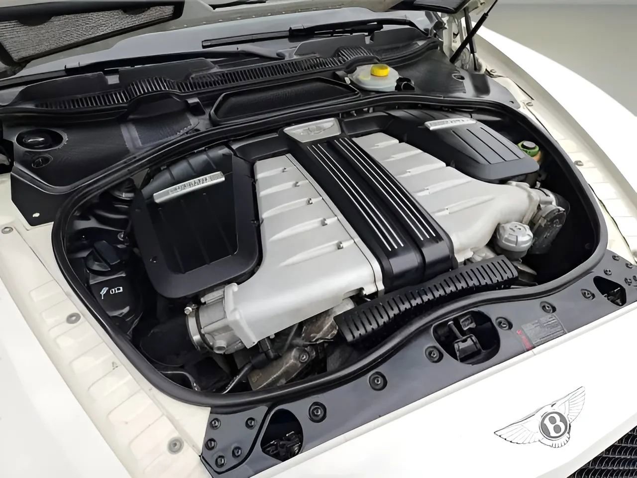 Used 2013 Bentley Continental GT image 16