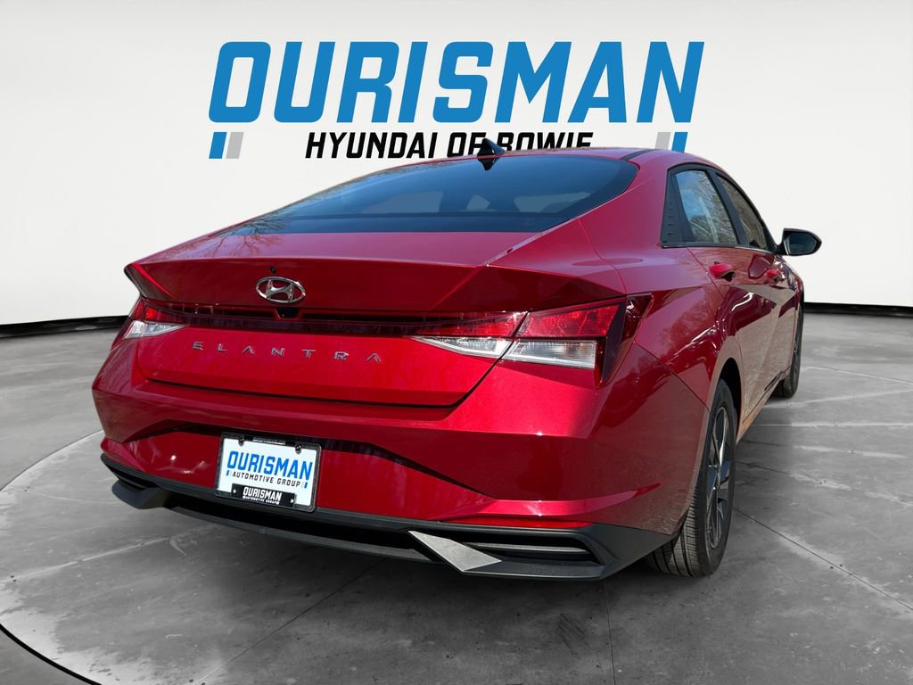 Used 2023 Hyundai Elantra SEL image 6