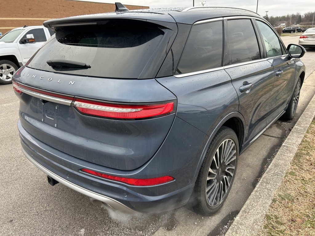 Used 2022 Lincoln Corsair Reserve w/ Equipment Group 201A image 4