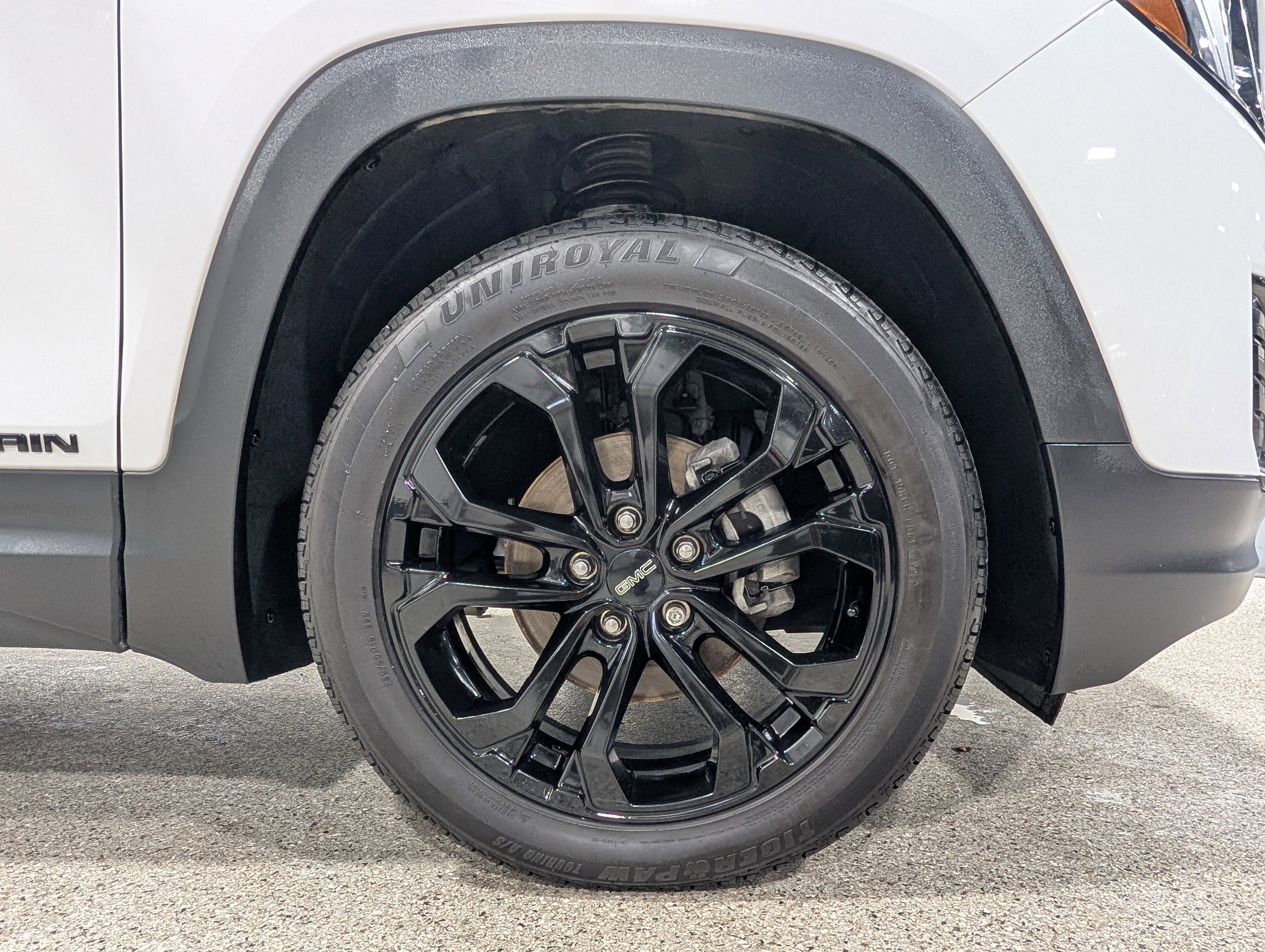 Used 2020 GMC Terrain SLE w/ Driver Convenience Package image 12